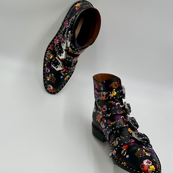 Givenchy Night Pansy Stud & Buckle Drop-Kickers WOMENS SZ 38.5 - Picture 7 of 15